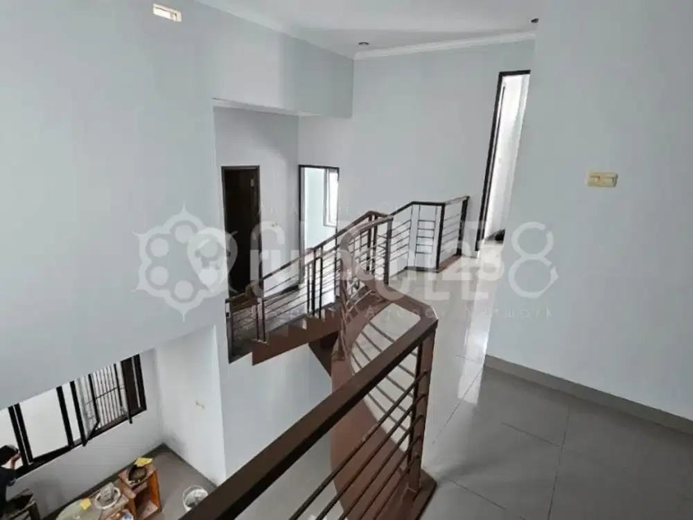 Rumah Mewah Idaman Banget Lokasi di Taman kopo Indah Bandung