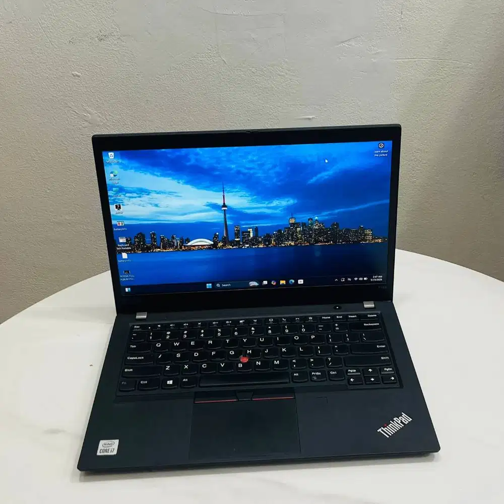 Laptop Lenovo Thinkpad P14s Core i7 Gen10 Ram 16GB Layar 14inch N-EC
