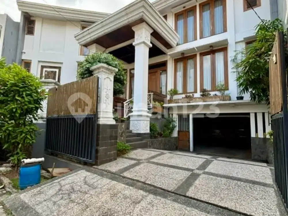 Rumah Cantik Split Level Dgn Pool Di Sektor9 Bintaro Jaya-tangsel