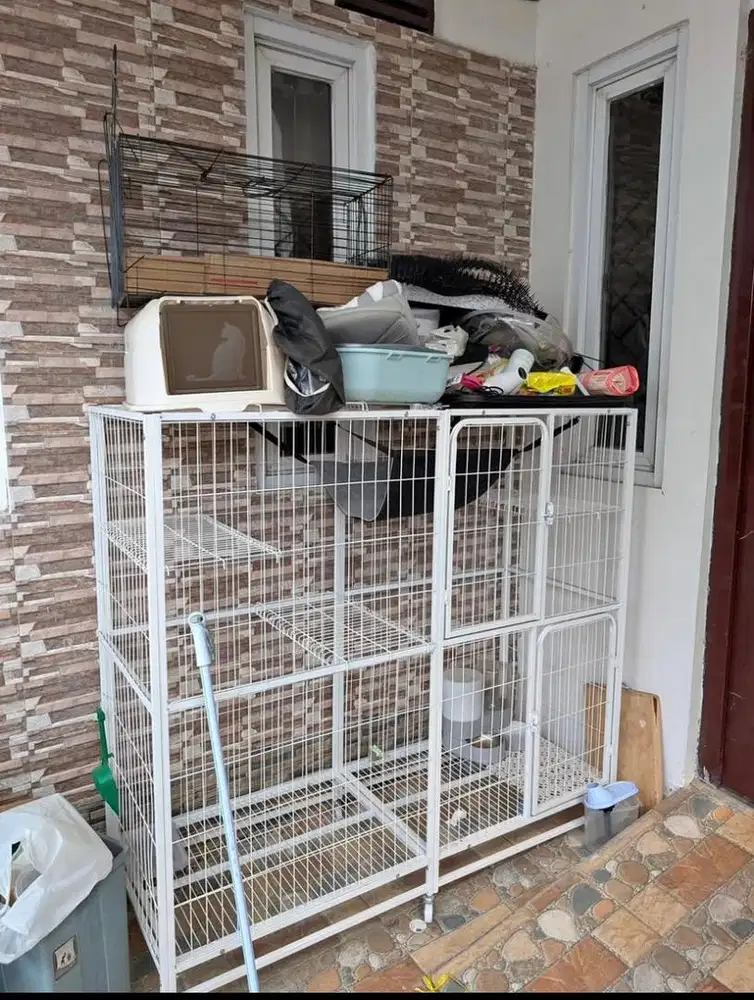 Jual kandang kucing masih bagus terawat ga lama di pakai