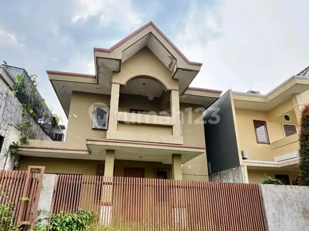 Rumah Hitung Tanah Jual Murah di Raffles Hills Cibubur
