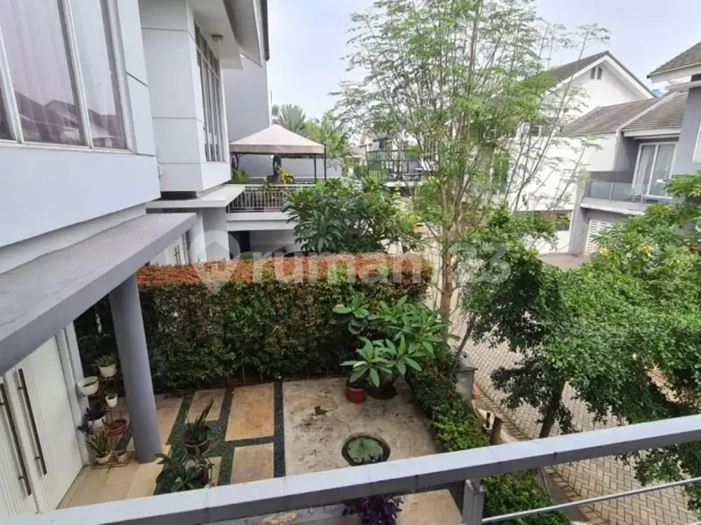 Dijual@Rumah Bagus Siap Huni Dalam Cluster Semi Furnished SHM Dekat Stasiun KRL, Pasar Modern, Sekolah - Sertifikat Hak Milik di Bintaro, Bintaro