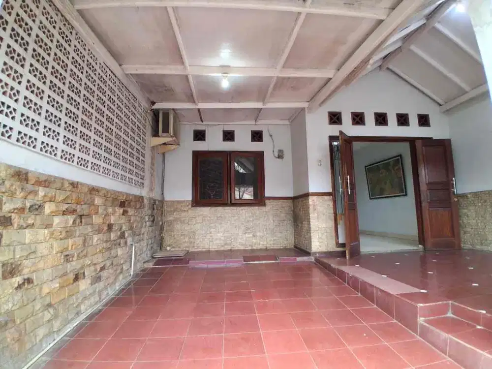 Harga Menarik Rumah 2 Lantai Dalam Komplek Bebas Banjir Rumah di Pamulang Tangsel