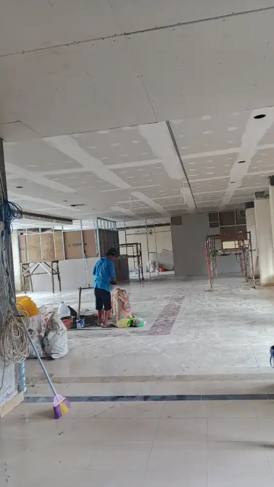 Pemasangan pelapon dan bajaringan