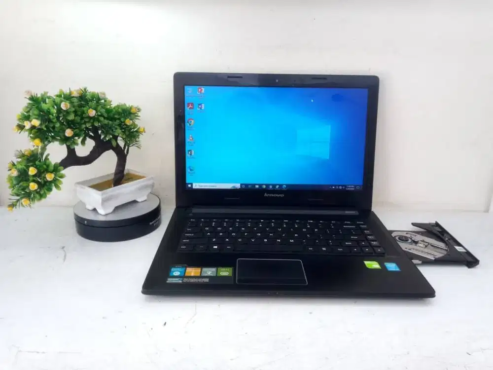 JUAL LAPTOP GRAFIS, Lenovo G40-70 i5-4210U/8gb/ssd 120gb/14inci/Nvidia