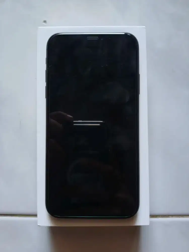 DIJUAL IPHONE 11 128GB RESMI DIGIMAP