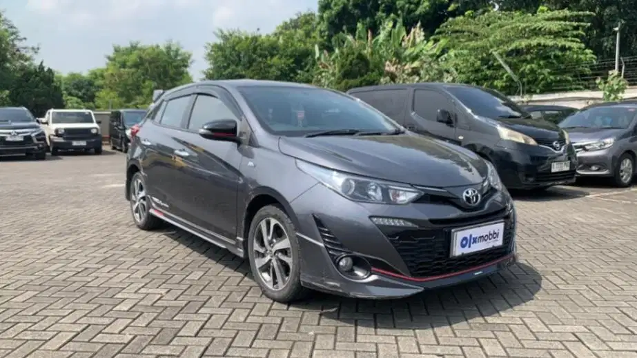 FAST MOVING Toyota Yaris 1.5 TRD Sportivo Bensin-AT 2018