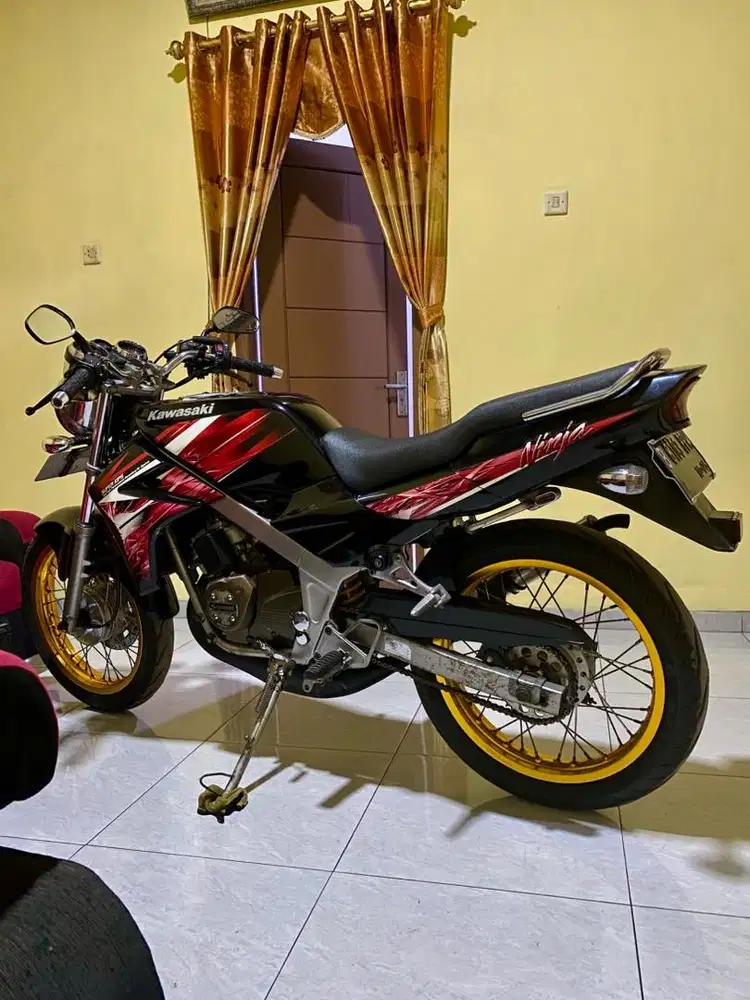 2010 Kawasaki Ninja M Series