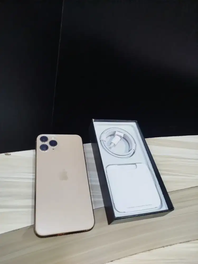 iPhone 11 pro 256gb yg pertama