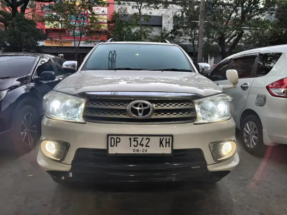 ISTIMEWA Dijamin New Fortuner 2.5 TRD Sportivo 2012 S 2011 bsTT pajero