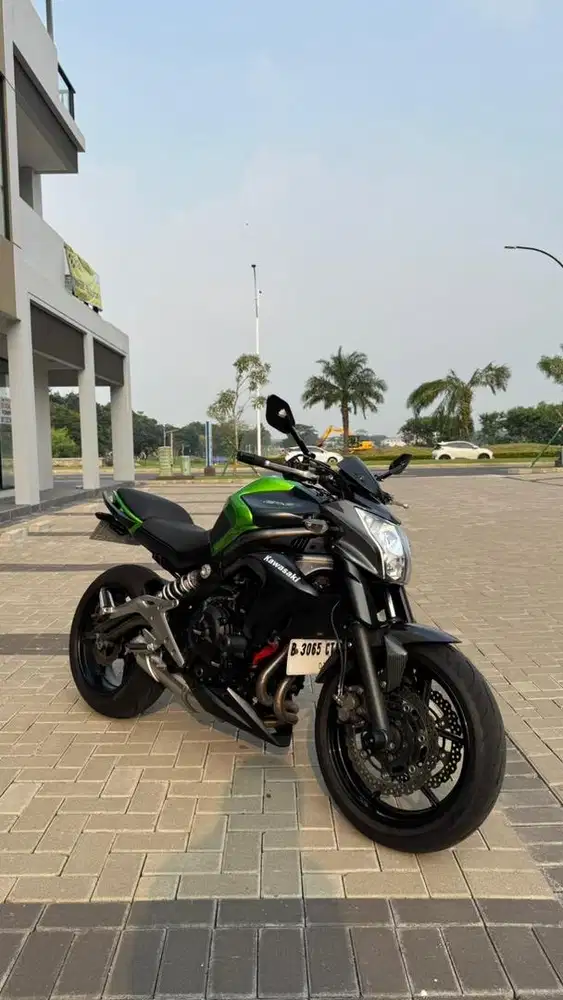 Kawasaki ER6N 2012 Low KM Full Modif