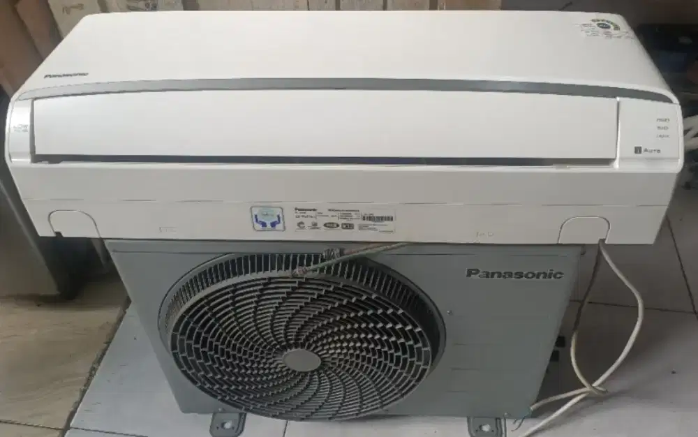 Jual ac Panasonic 1/2 pkR 32 lowwat 360 wat kondisi 95% ori semua