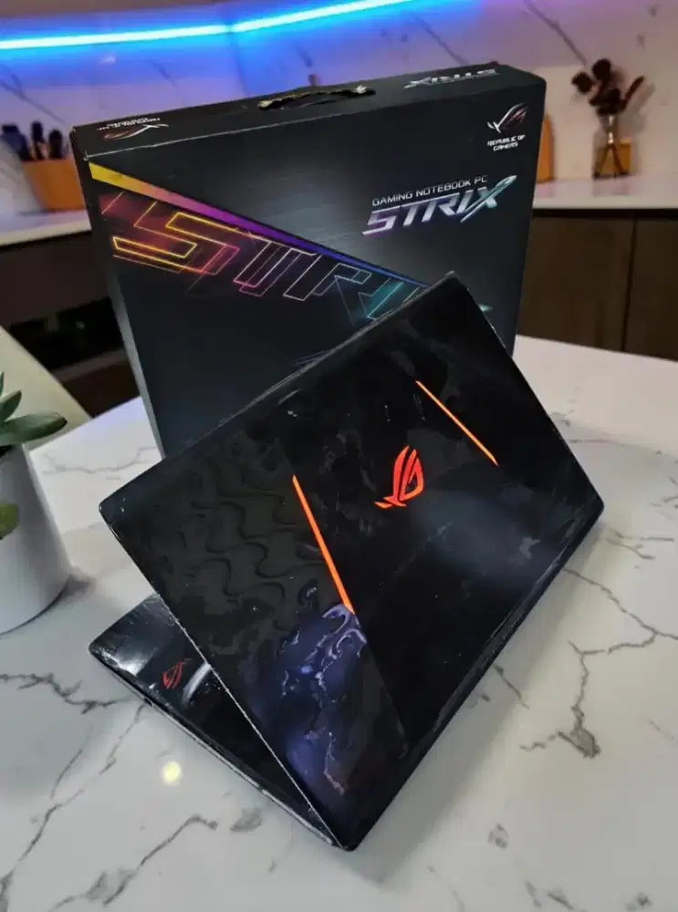 LAPTOP ASUS ROG STRIX STRIVE GAMING GL553VD RAM 8GB /SSD 256gb+Hdd 1Tb