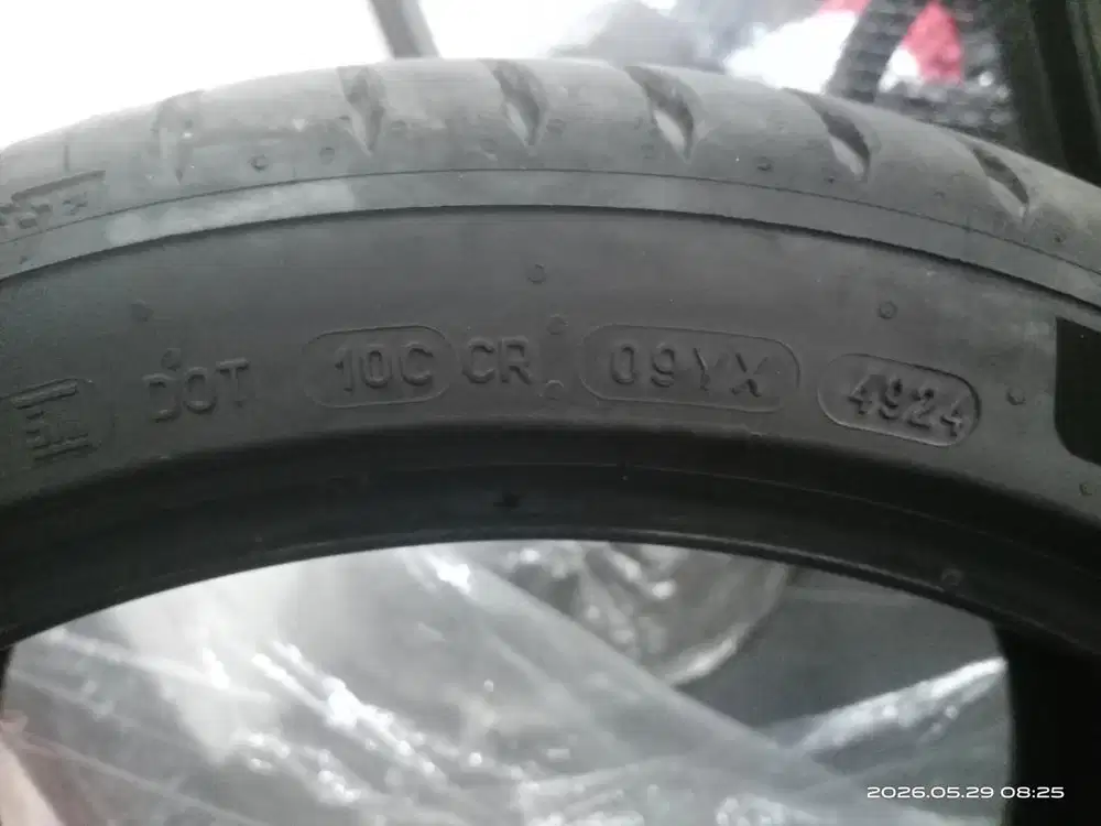 Ban Michelin 225/40/ZR18