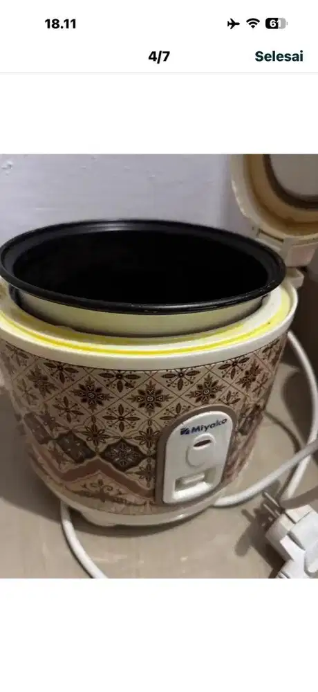 Rice cooker pemasak nasi