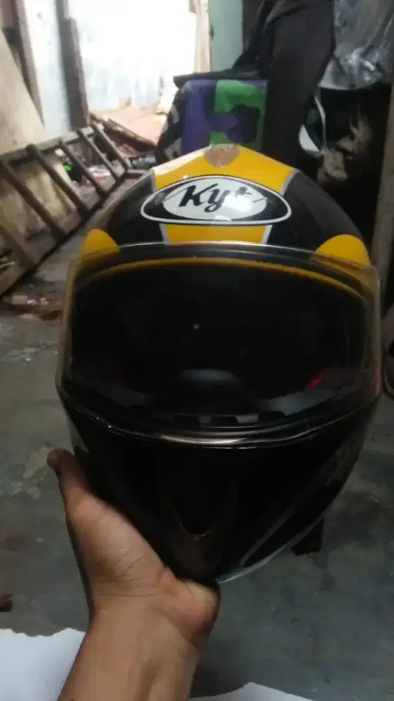 HELM KYT FULLFACE UKURAN M