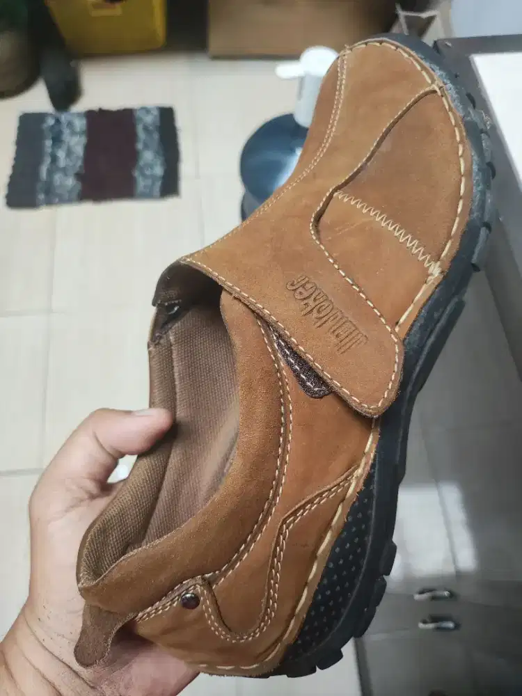 Sepatu merk jim joker ori