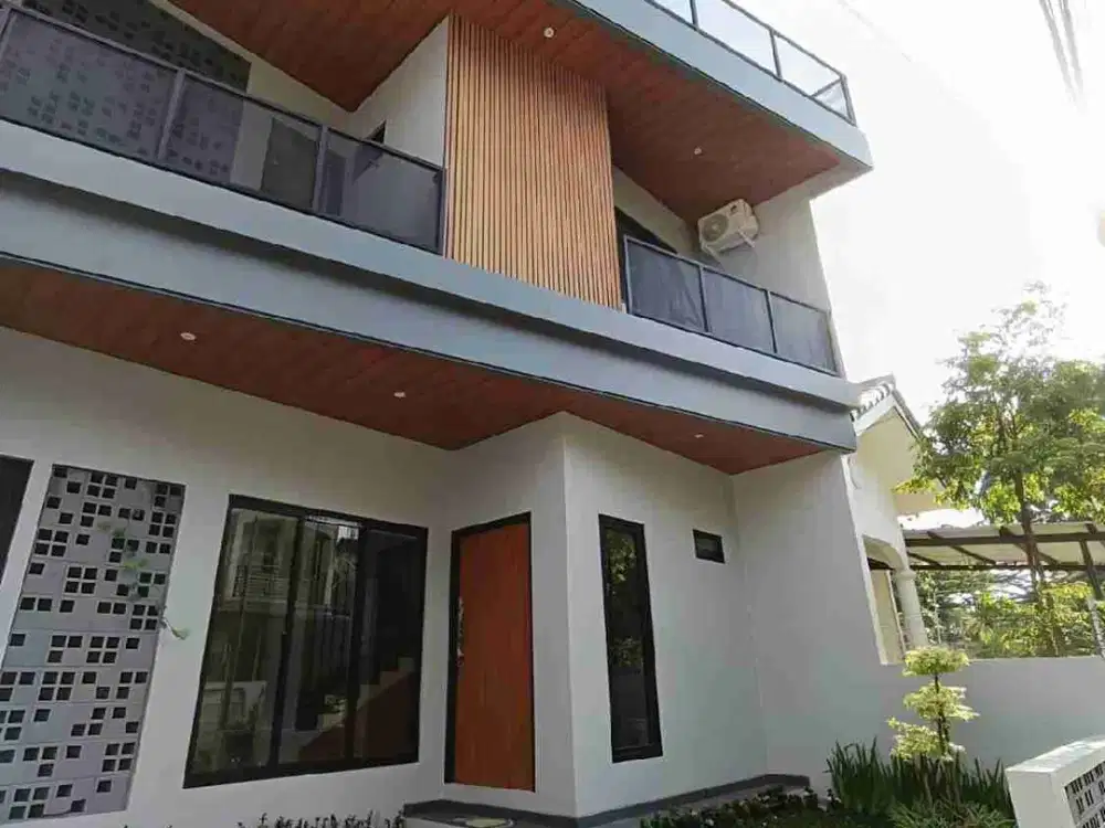 DIJUAL RUMAH BARU DENGAN ROOFTOP DALAM CLUSTER BEBAS BANJIR SIAP HUNI DI GRAHA BINTARO DEKAT ALAM SUTERA