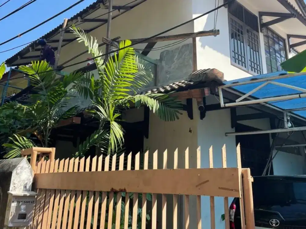 DISEWAKAN RUMAH FULL FURNISHED DI TEBET JAKSEL