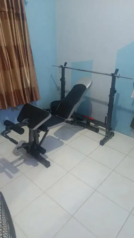 Bench press multifungsi dan stick barbel