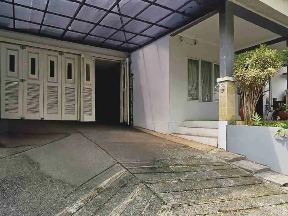 DIJUAL RUMAH SPLIT LEVEL BEBAS BANJIR COCOK UNTUK KOST ATAU TEMPAT USAHA DI CIPETE 2KM ME MRT CIPETE