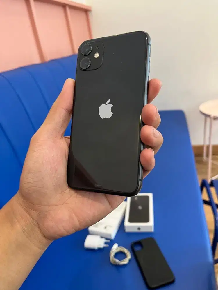 Dijual iPhone 11 128gb iBox resmi fullset orian