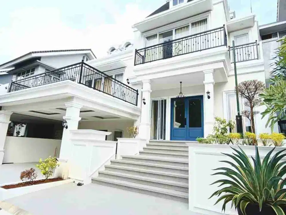 DIJUAL BRAND NEW AMERICAN CLASSIC 3 LANTAI DENGAN KOLAM RENANG DI BINTARO SEKTOR 7