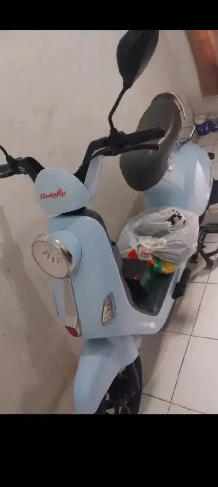 Djjual molis warna biru muda