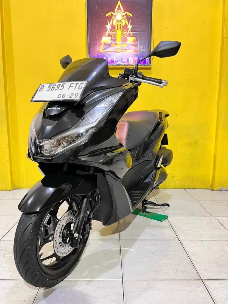 HONDA NEW PCX 160 CBS TAHUN 2024 CASH & CREDIT