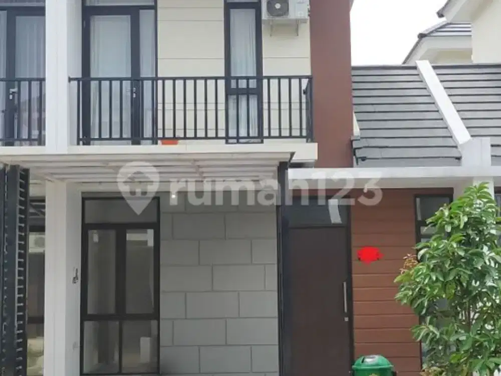 Dikontrakkan Rumah Siap Huni 2 Lantai 2 Kamar Tidur & 2 Kamar Mandi di Grahayana Karawang Barat Karawang