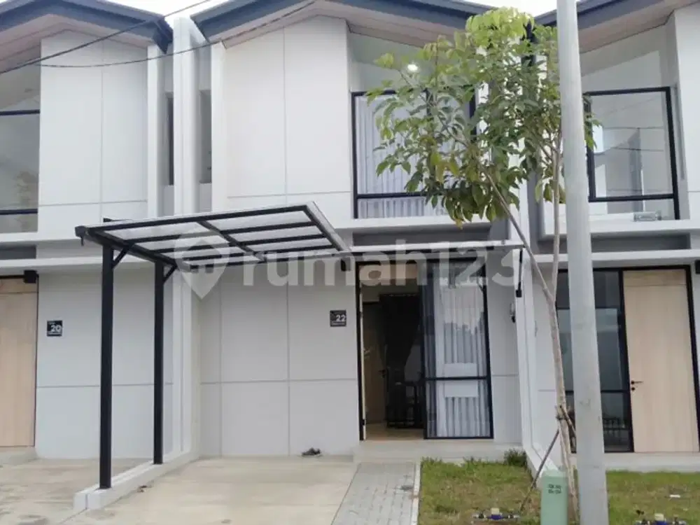 Dikontrakkan Rumah 2 Lantai Full Furnished 2 Kamar Tidur Kawasan KIIC di Karawang