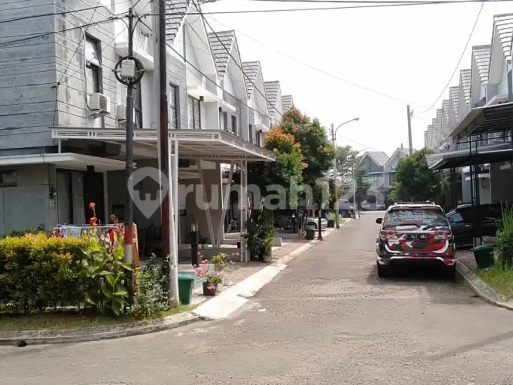 DiKontrakan Rumah Hook Full Purnish River Garden Galuhmas Karawang Barat