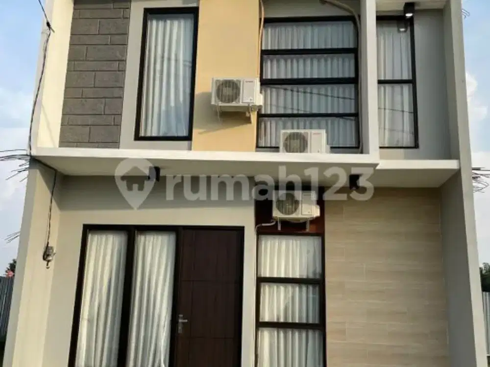 Di Kontrakan / Di Sewa Rumah 2 Lantai Galuhmas Karawang Barat