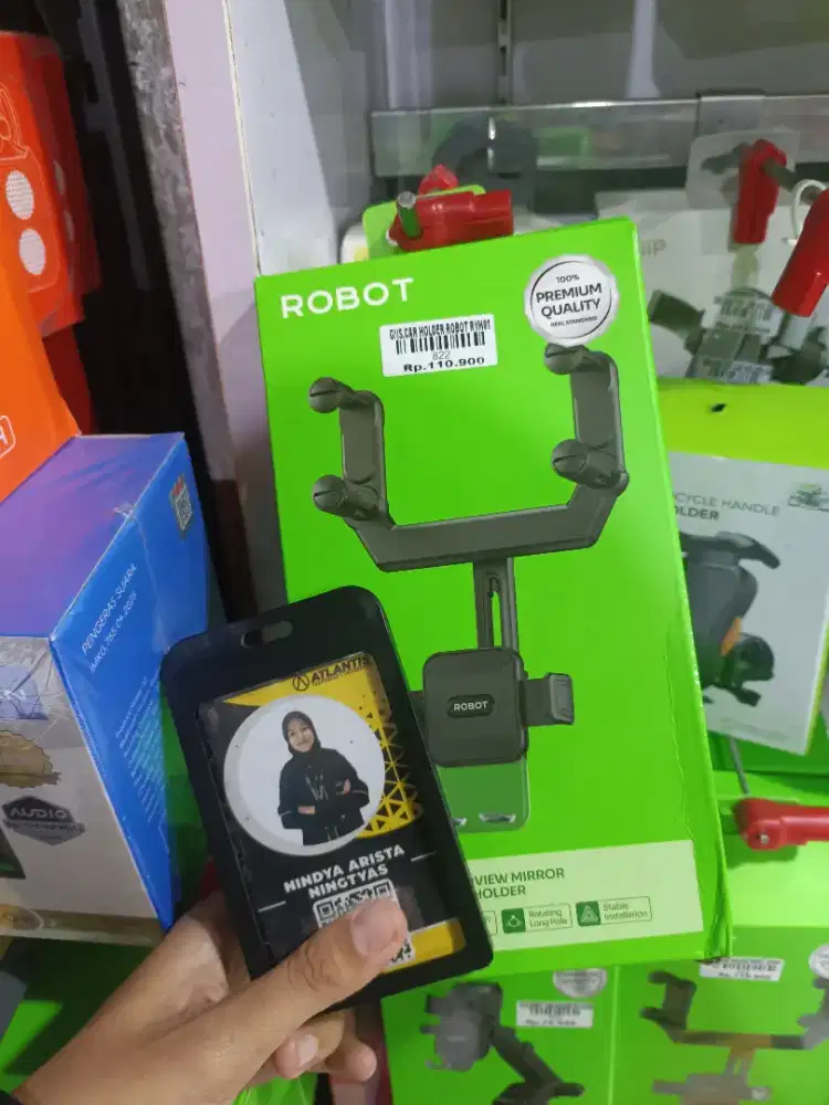 Car holder ATLANTIS DAHSYAT