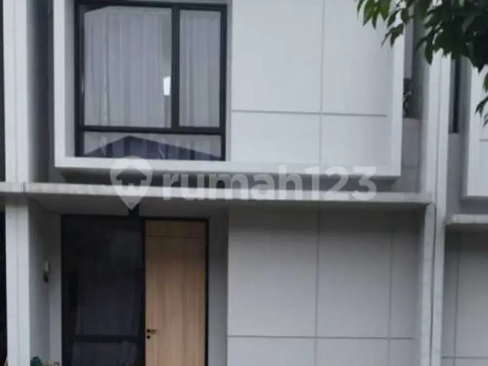 Rumah Sewa Tahunan 2 Lantaii Kiic Karawang