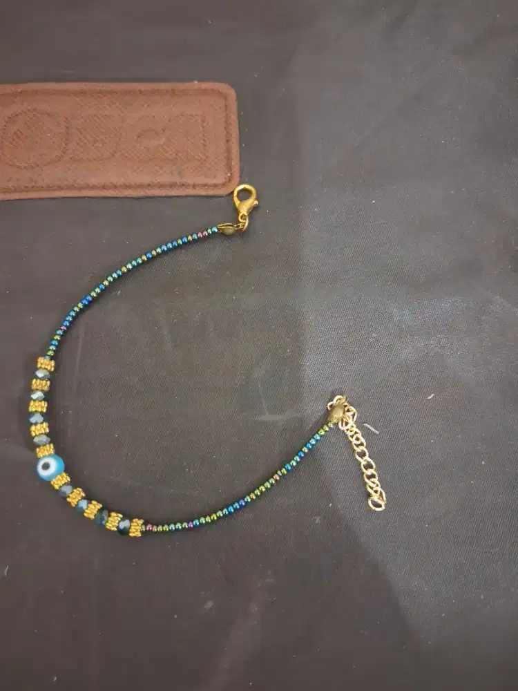 Gelang manik-manik devil
Blue eye gelang fashion
Manik-manik warna bir