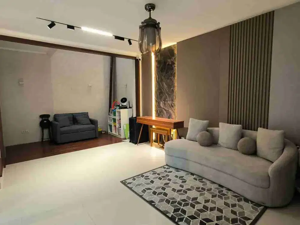 Rumah mewah Dayana baru renobasi fully furnish n̈ n̈ KT 3 dan carport 2