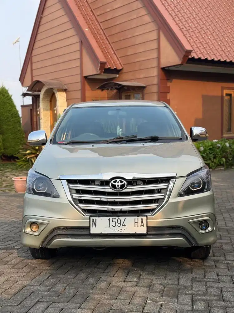 Toyota Kijang Innova Diesel 2.5 M/T 2013 - Plat N - kondisi Terawat
