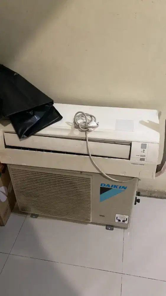 Jual AC 1 PK mau ganti baru