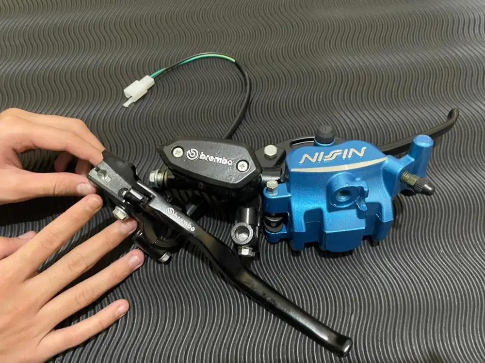 Master Rem Brembo dan Kaliper Nisin blue