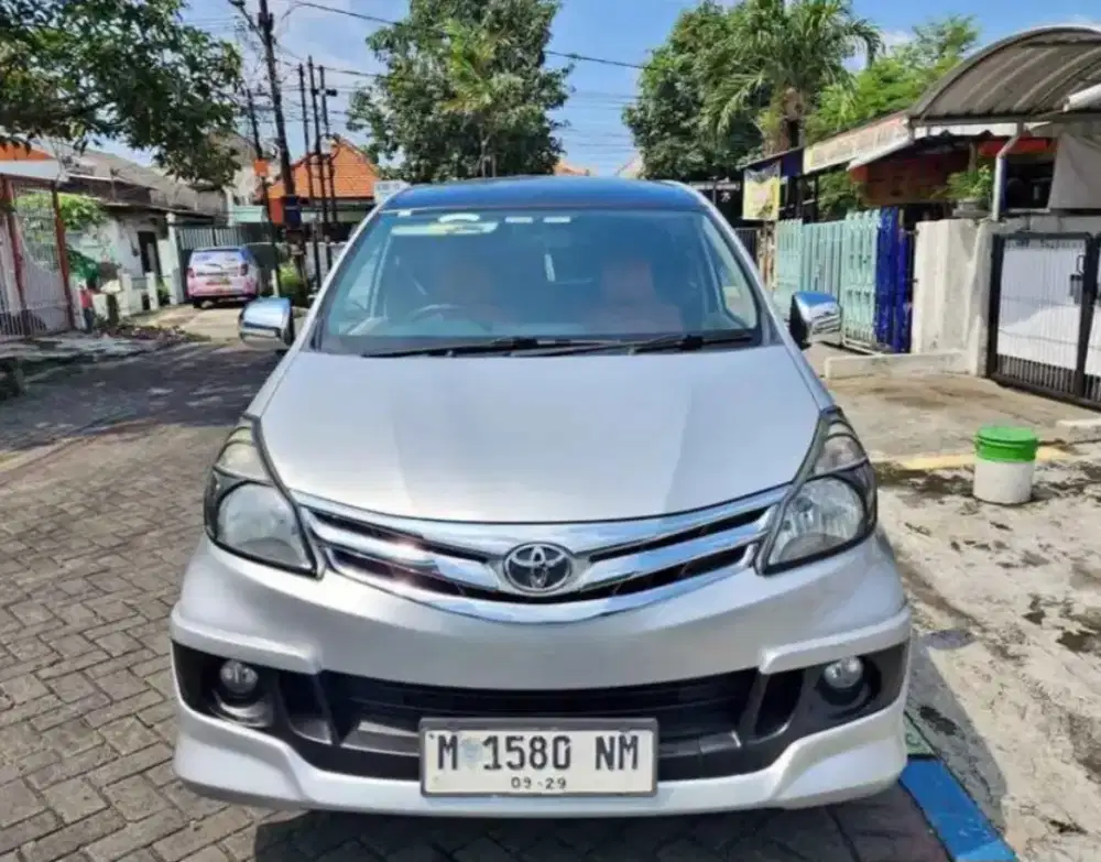 NEW AVANZA 1.3 G AT * PROMO