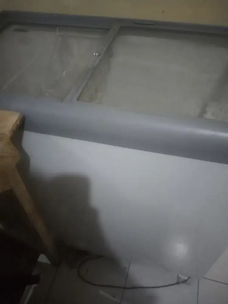 Frezer box merk gea
