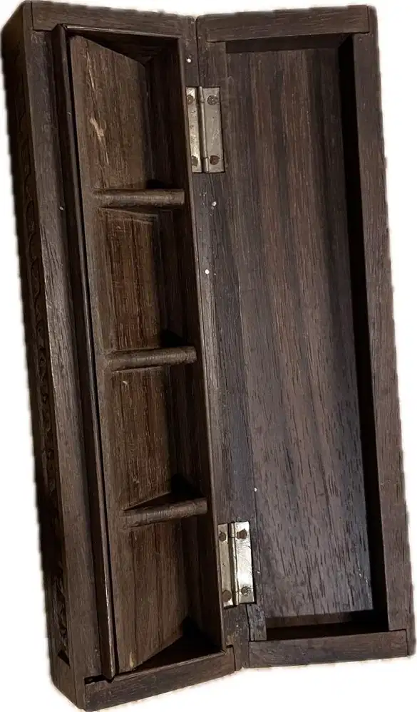 Tempat perangko kuno 100 tahun