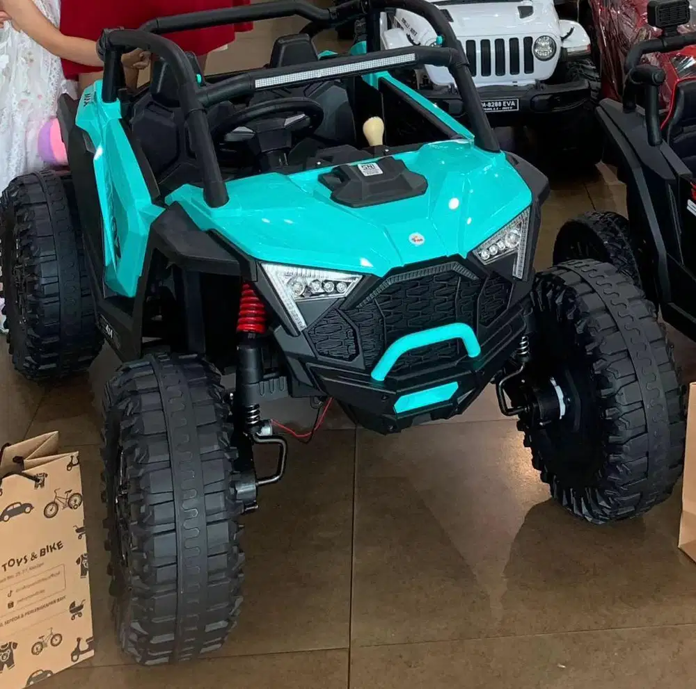 Mobil Jeep UTV offroad untuk anak