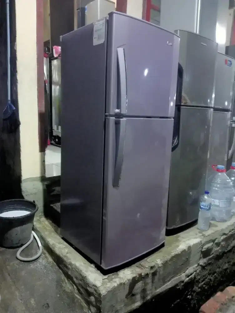 Kulkas LG 2 pintu