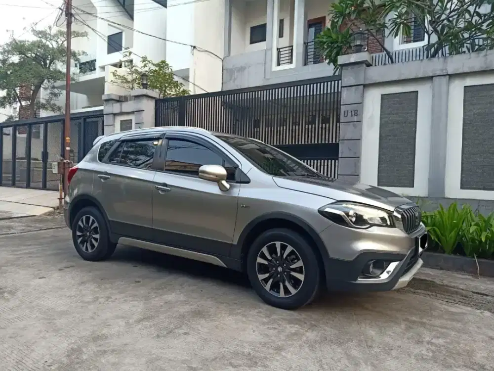 Suzuki S-CROSS AUTOMATIC 2020 BL 4 ( ANTIK / LOW KM 40 Rb-an ASLI)