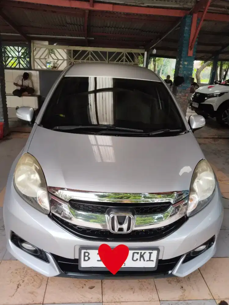 Honda Mobilio E CVT Istimewa