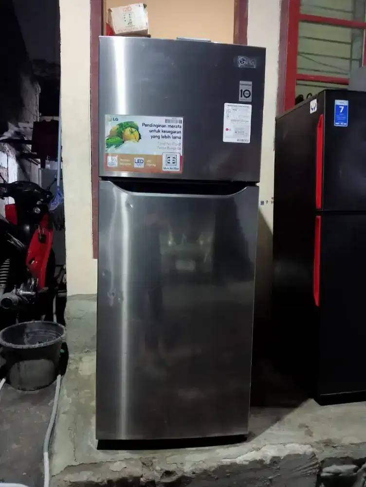Kulkas LG 2 pintu