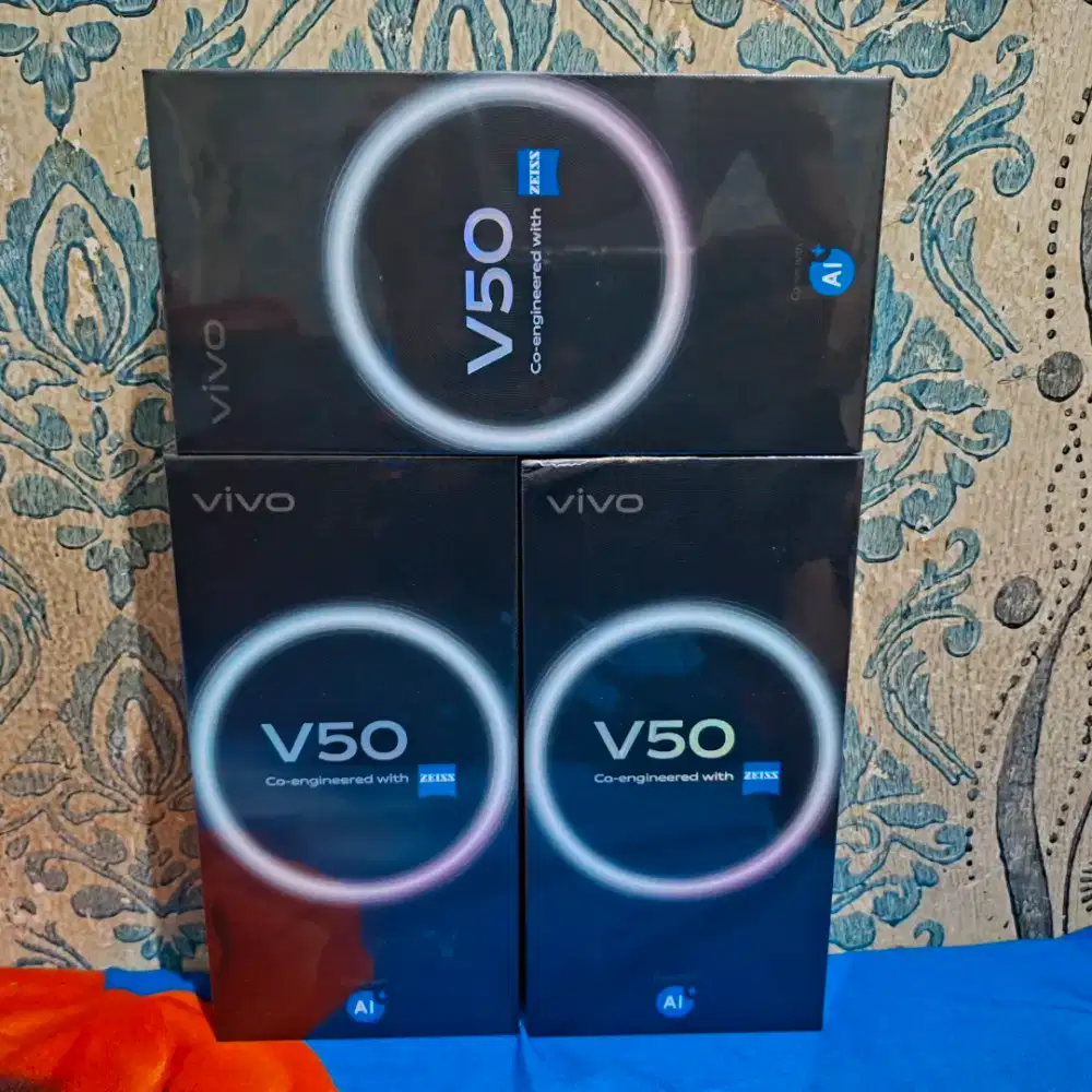 VIVO V50 5G 12/256 BNIB