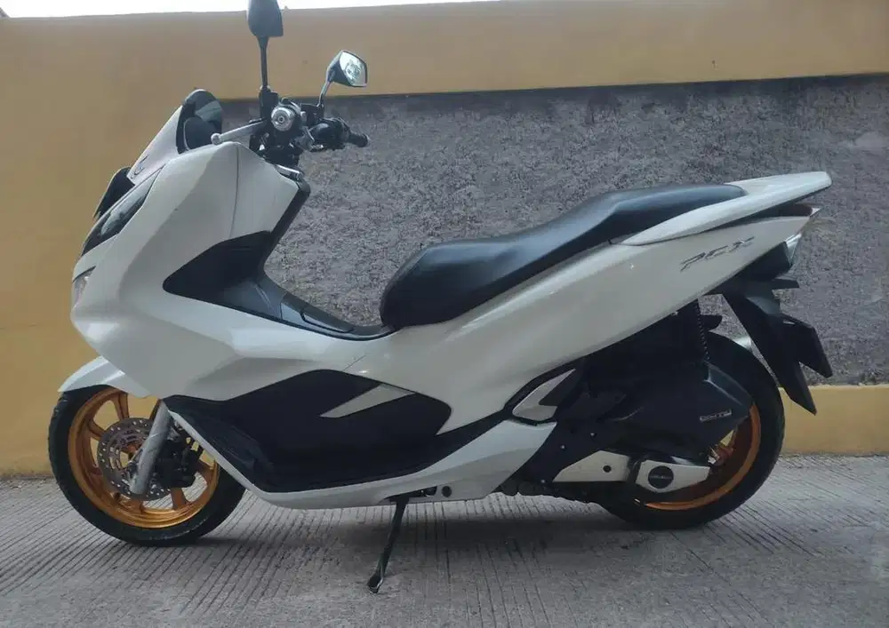 Honda   PCX  2018